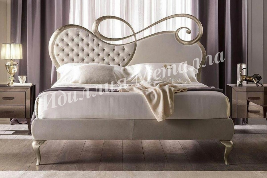 Белая дизайнерская кровать с мягким изголовьем K025