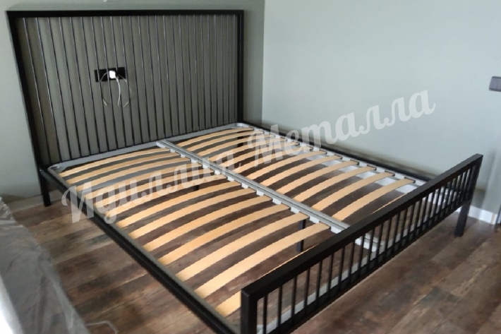 Двуспальная кровать Лофт L-026